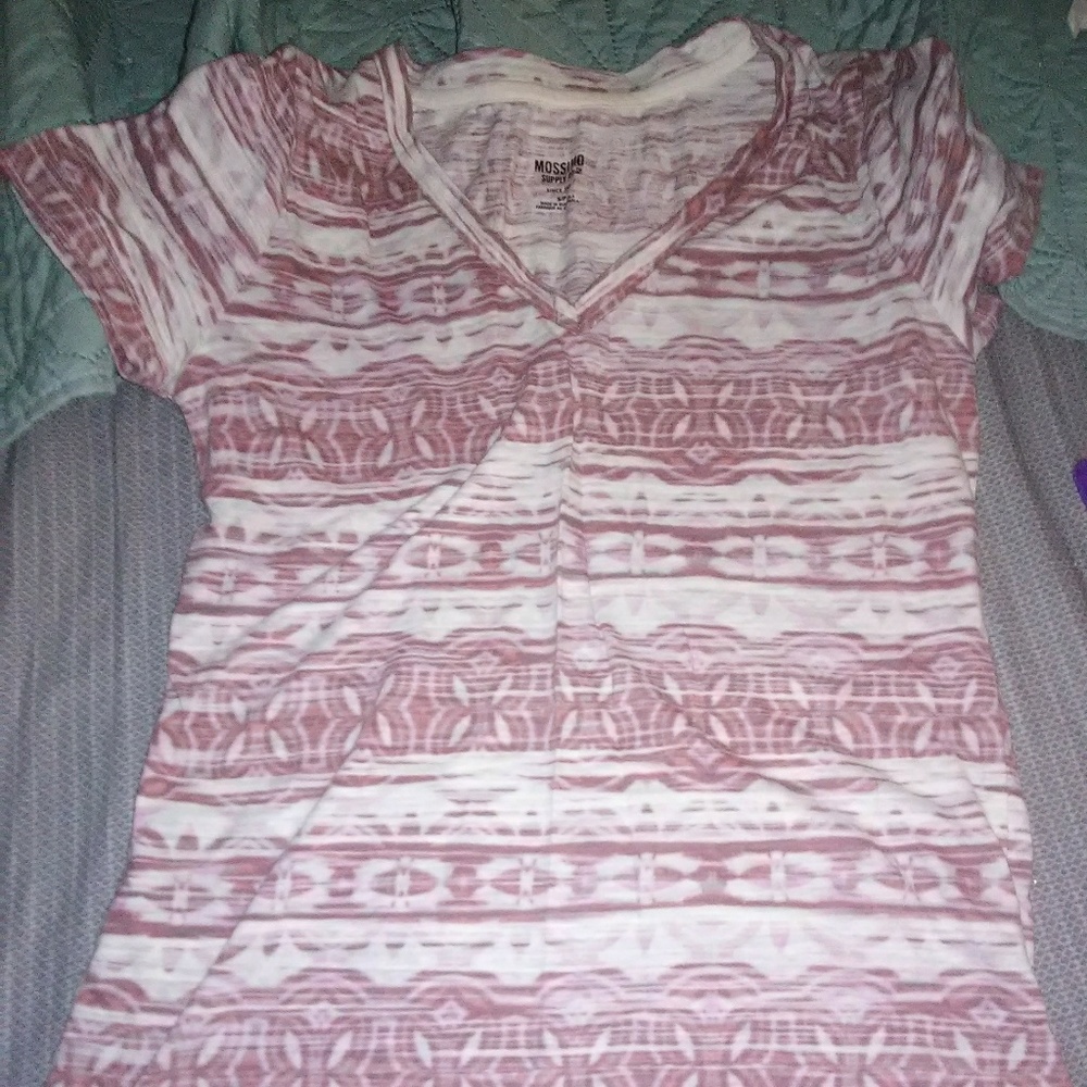 Short sleeve tee